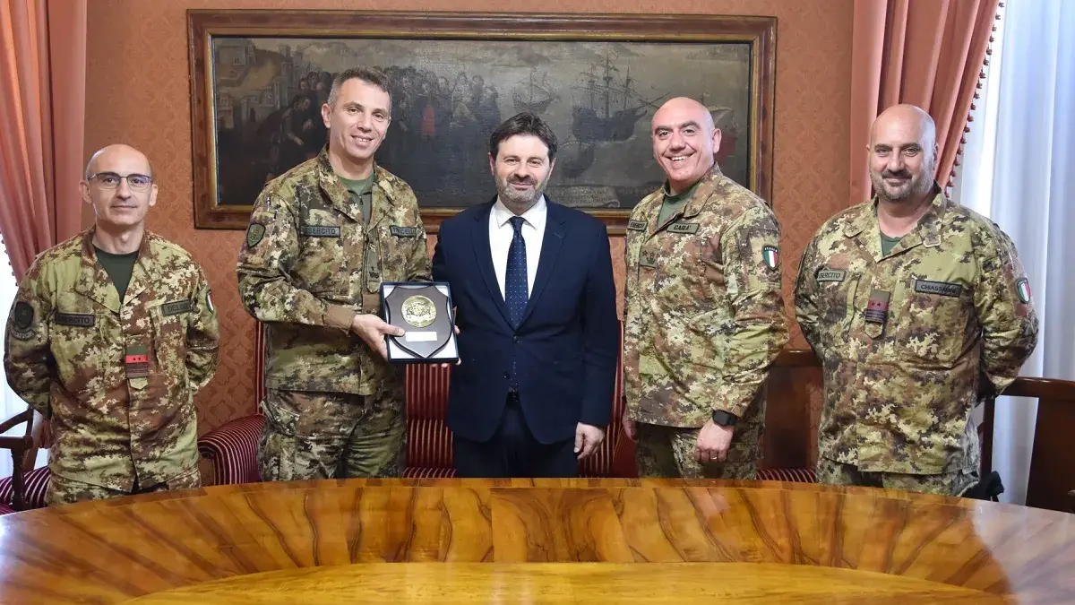 Missione in Libano, Mascia incontra la Brigata Sassari