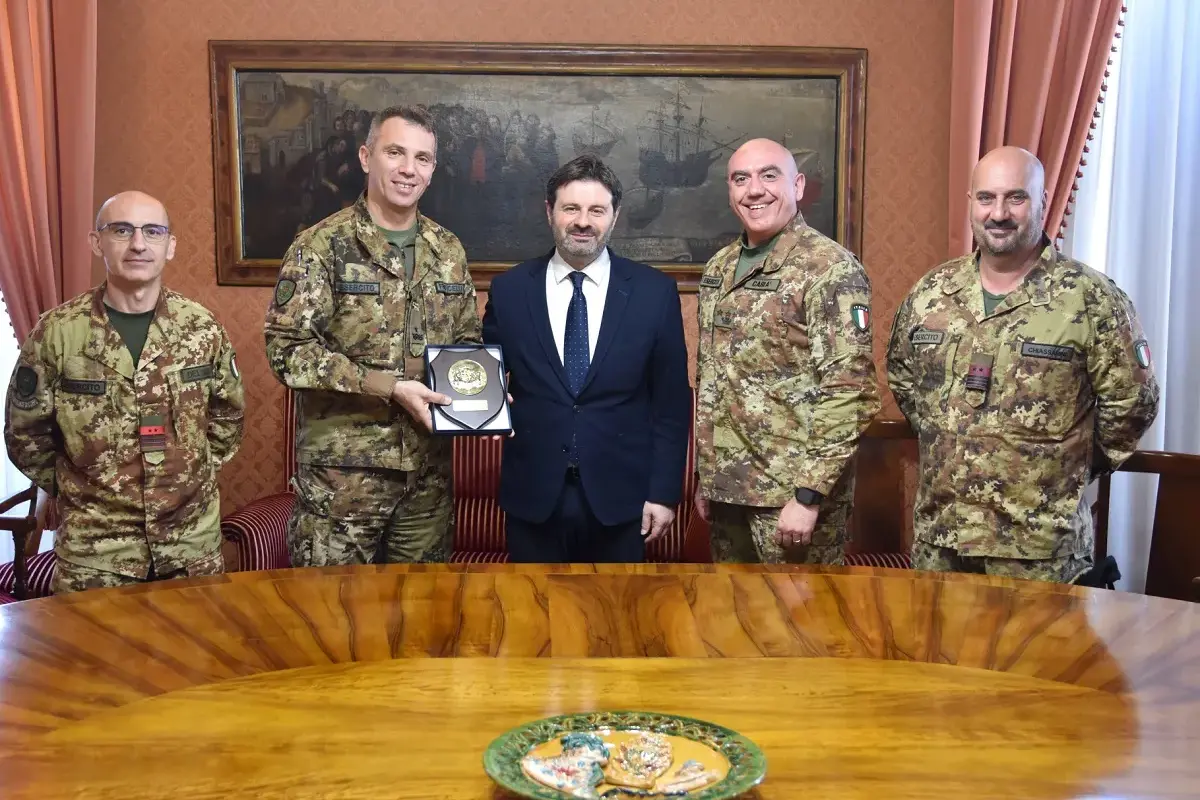 Missione in Libano, Mascia incontra la Brigata Sassari