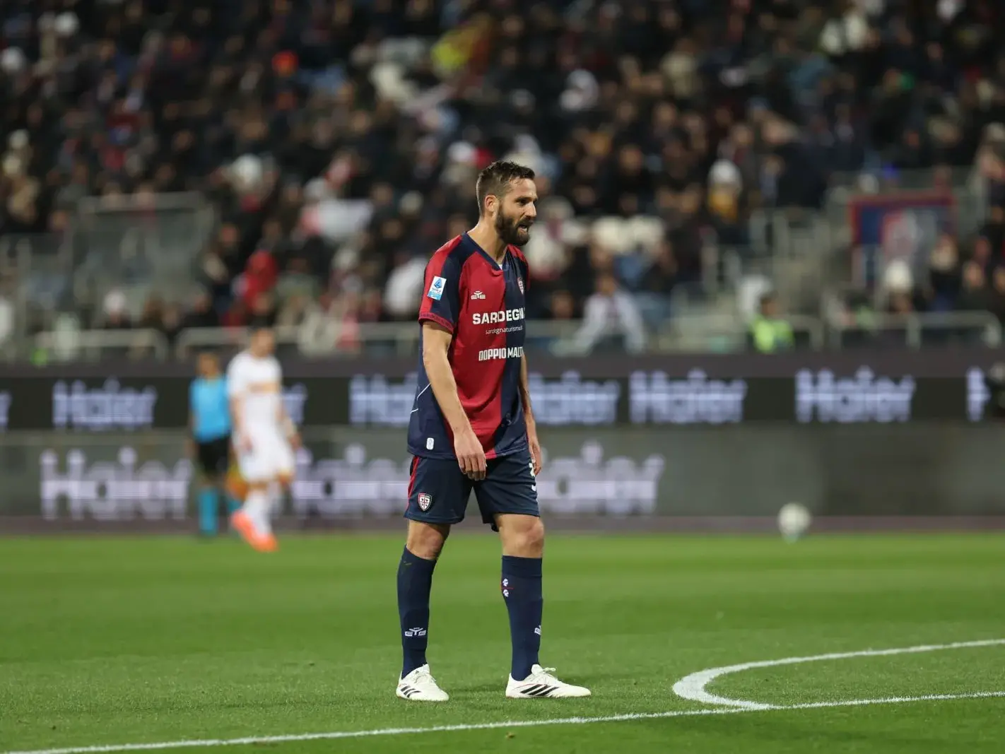 Cagliari-Lecce 0-2, sconfitta senza appello per i rossoblù