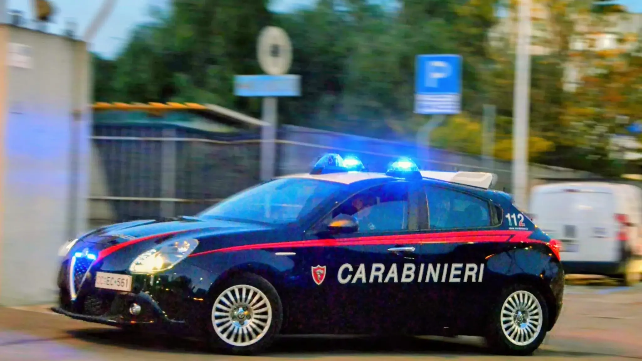 Infortunio sul lavoro a Elmas: operaio ferito durante l’installazione di un infisso