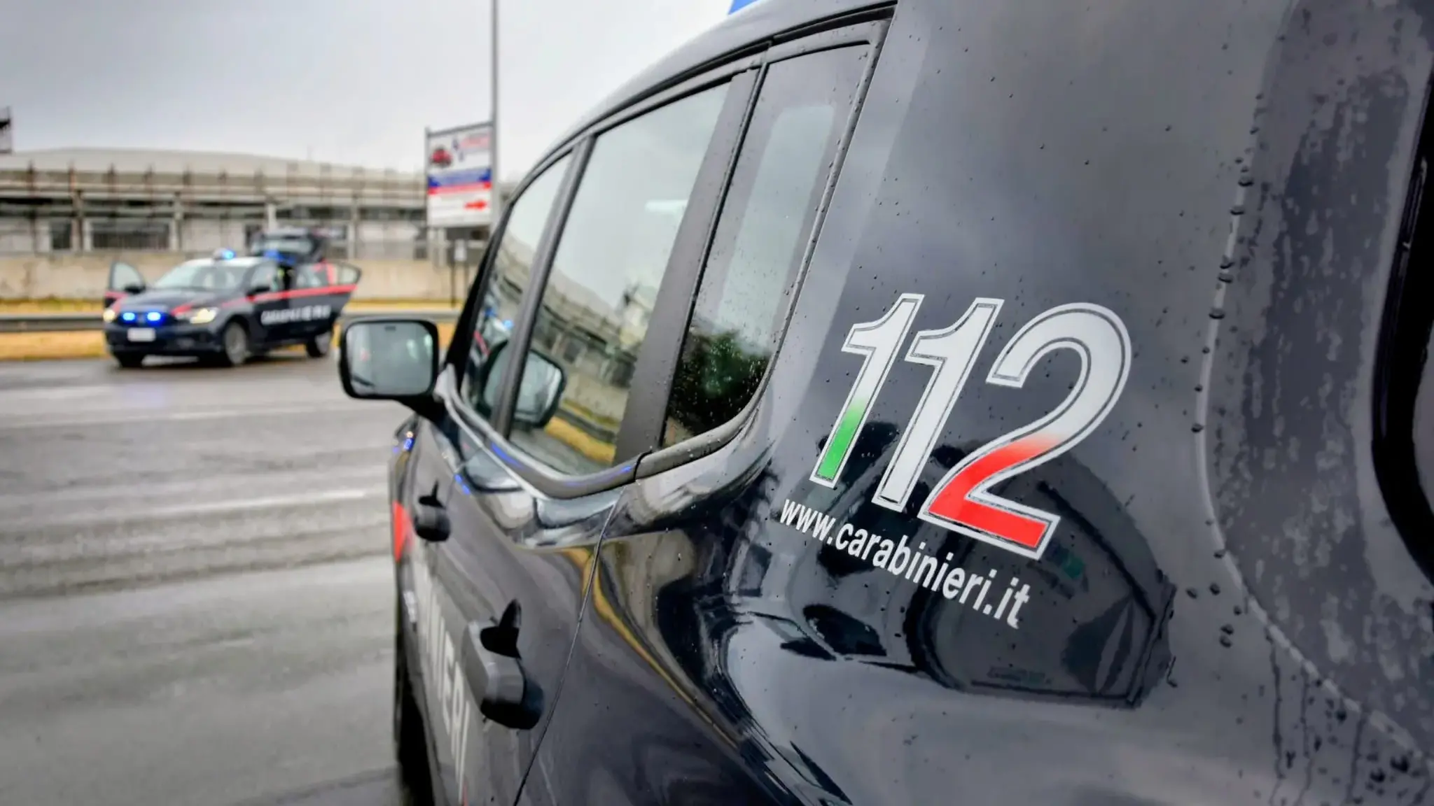 Controlli a Gonnesa: denunciati un 27enne con coltello e una 24enne con droga