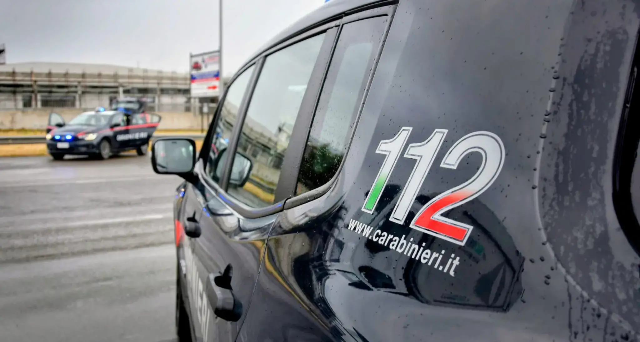 Controlli a Gonnesa: denunciati un 27enne con coltello e una 24enne con droga