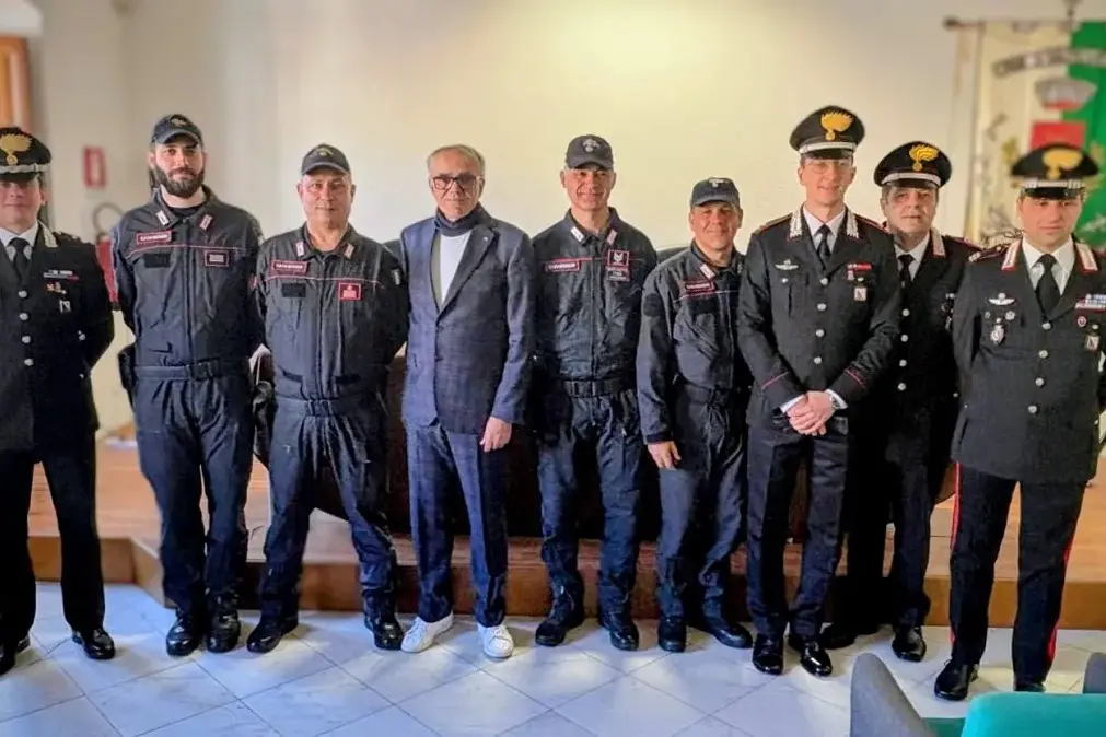 Giovane salvato in mare, il grazie del sindaco ai Carabinieri