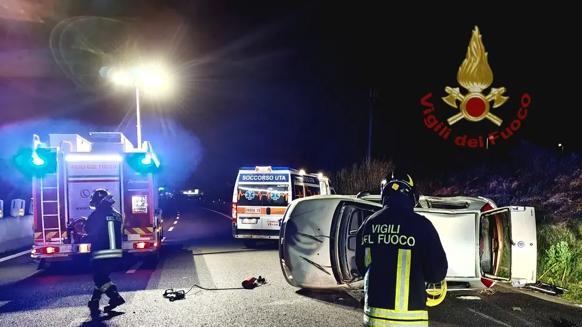 Incidente a Sestu, auto si ribalta sulla 131: due feriti in codice rosso