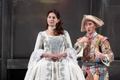 \"La vedova scaltra\" tra Goldoni e Murino in tour per l'Isola