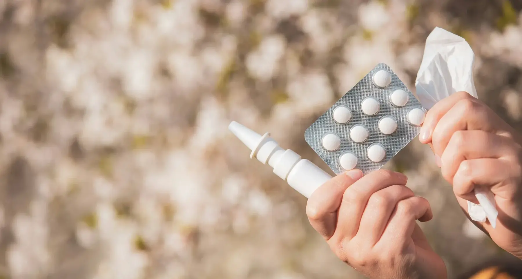 Allergie in anticipo, rischio voce ko: come proteggere le corde vocali