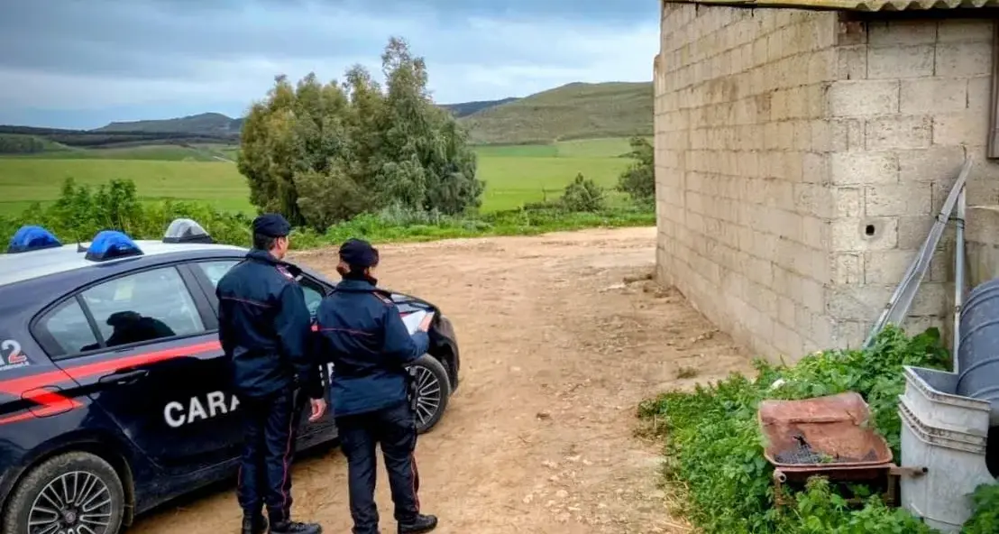 Rifiuti pericolosi e cavi di rame: discarica abusiva scoperta a Decimoputzu