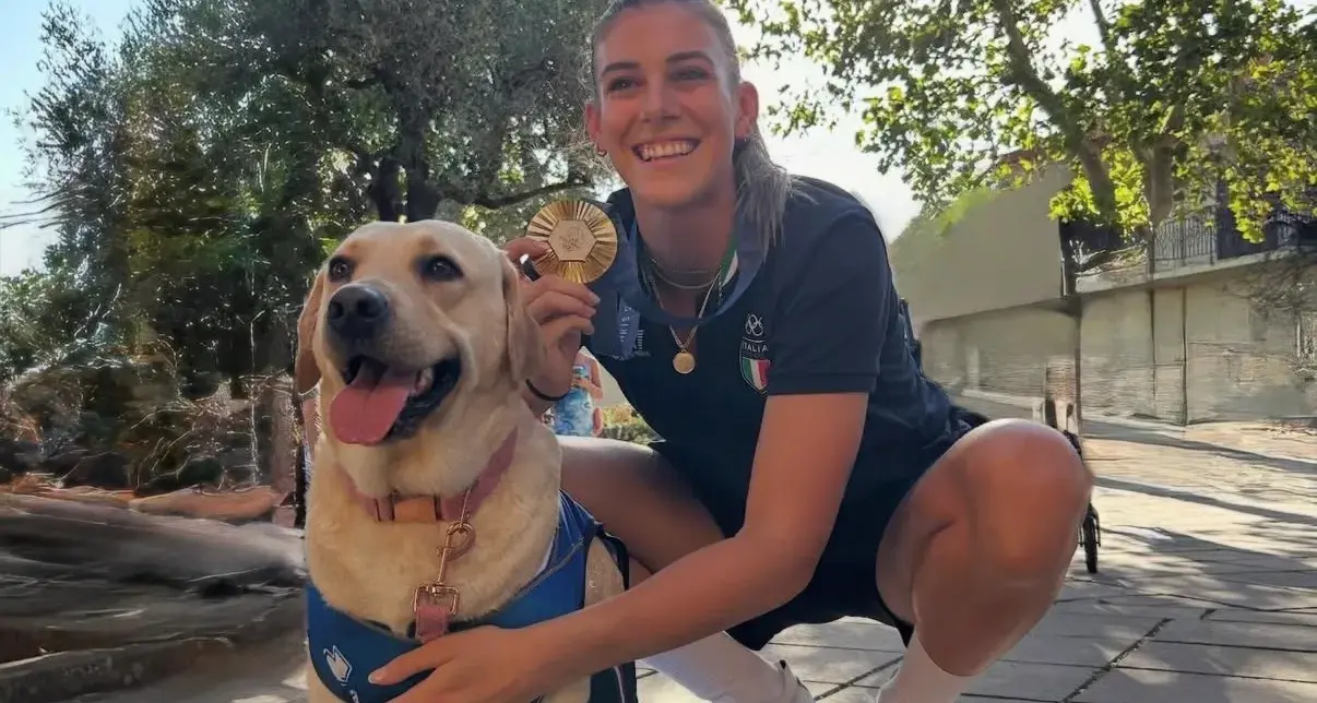 Alessia Orro saluta la sua cagnolina Palmita, \"Un angelo che veglierà su di me\"