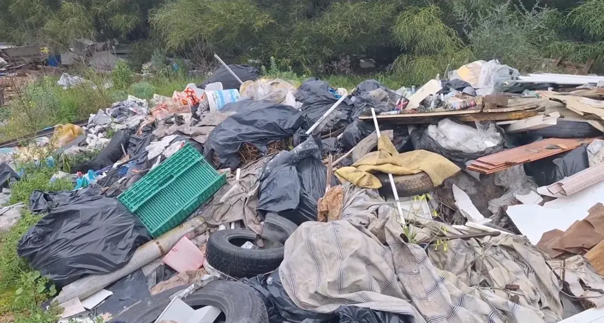 Rifiuti e degrado a Santa Gilla, Secchi \"Non possiamo più chiudere gli occhi su questo scempio\"