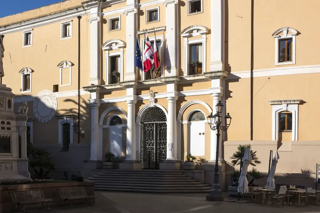 <p>Foto Facebook Comune di Oristano</p>\\n