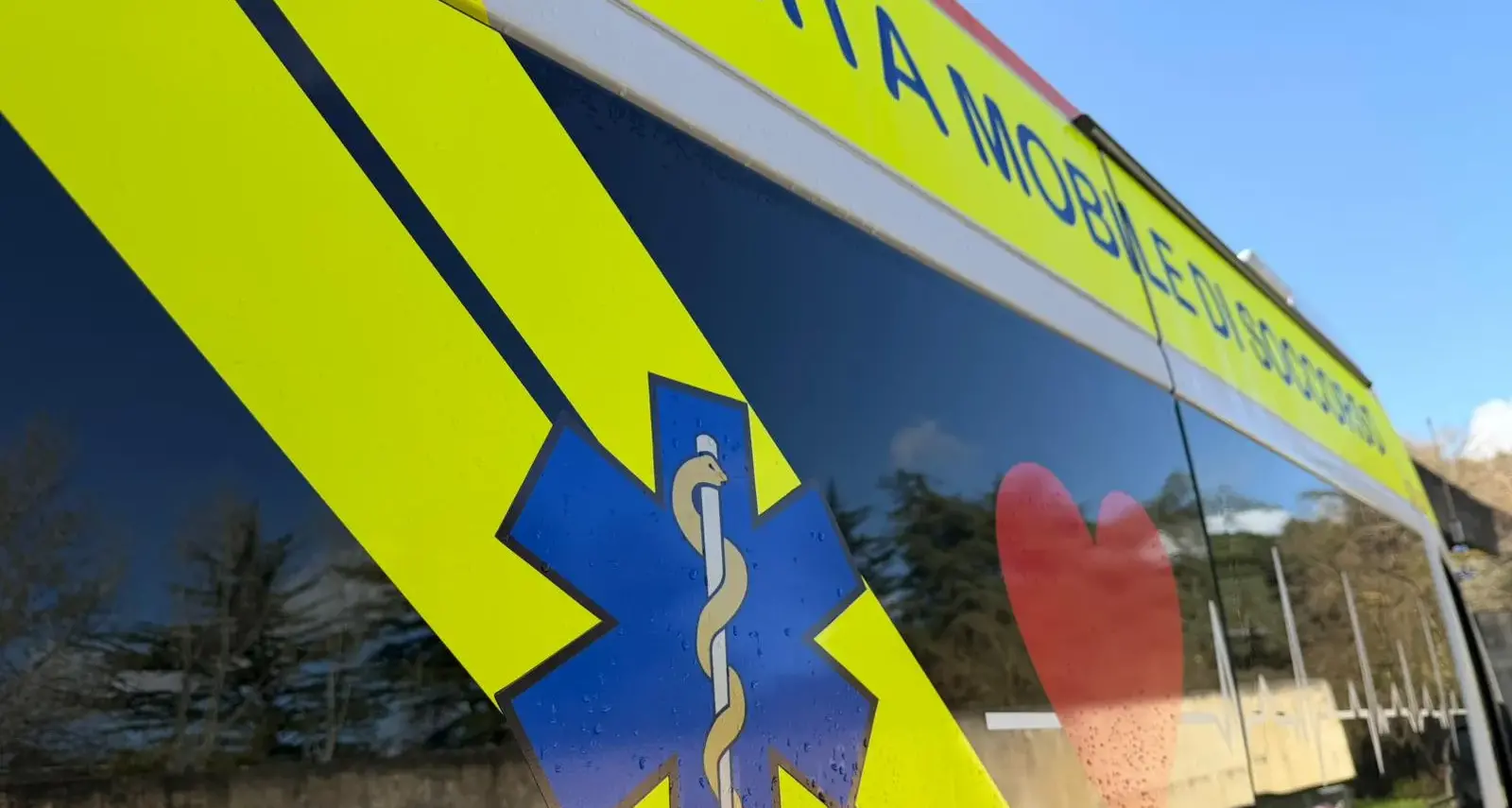 Incidente sul lavoro a Cagliari: operaio cade dal tetto di un hotel