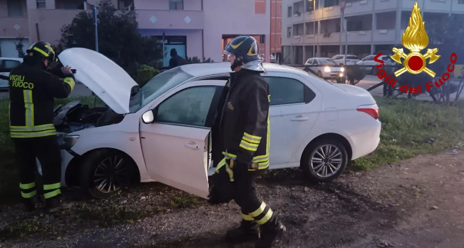 Scontro all’alba a Porto Torres: due auto coinvolte, due persone in ospedale