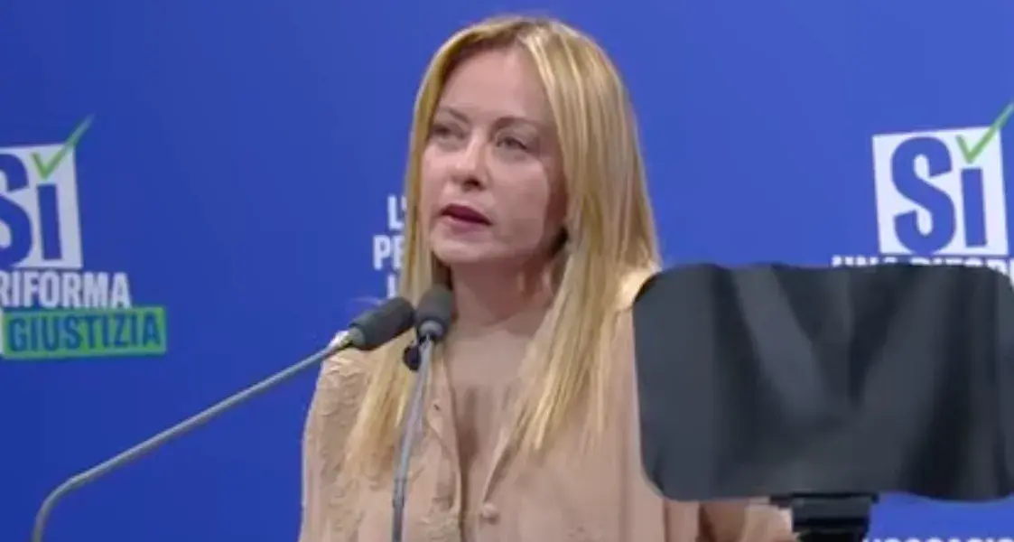 Meloni: “Non c'è nessuna possibilità che io mi dimetta dopo il referendum”