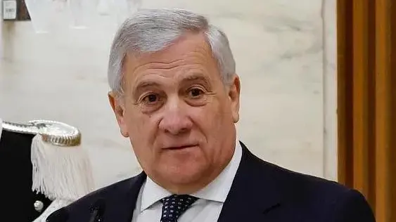 Drone colpisce base italiana in Kuwait. Tajani: \"Non ci facciamo intimidire\"