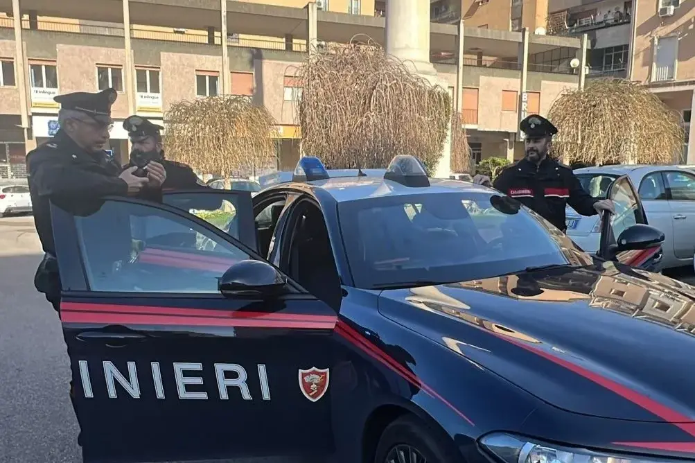 Sassari. Minaccia e maltratta l’anziano padre per estorcergli denaro: arrestato dai Carabinieri