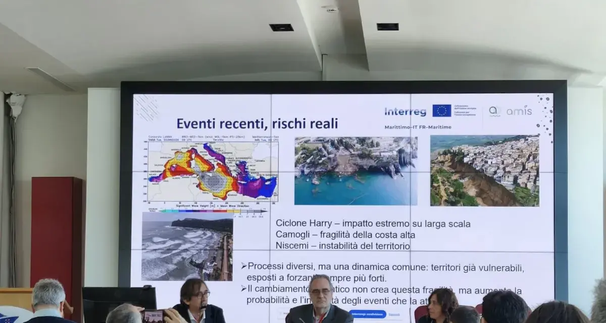 Codici colore per le mareggiate: un nuovo sistema di allerta in Sardegna presentato a Cagliari