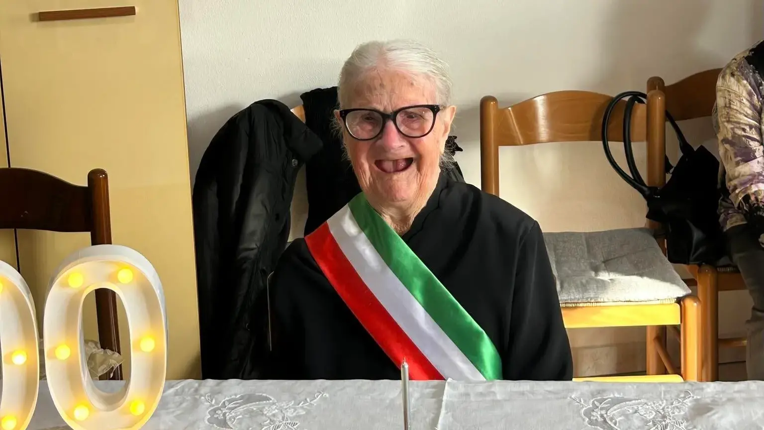 Baunei in festa. Un secolo di storia e amore: i 100 anni di Zia Giuseppina Maddanu