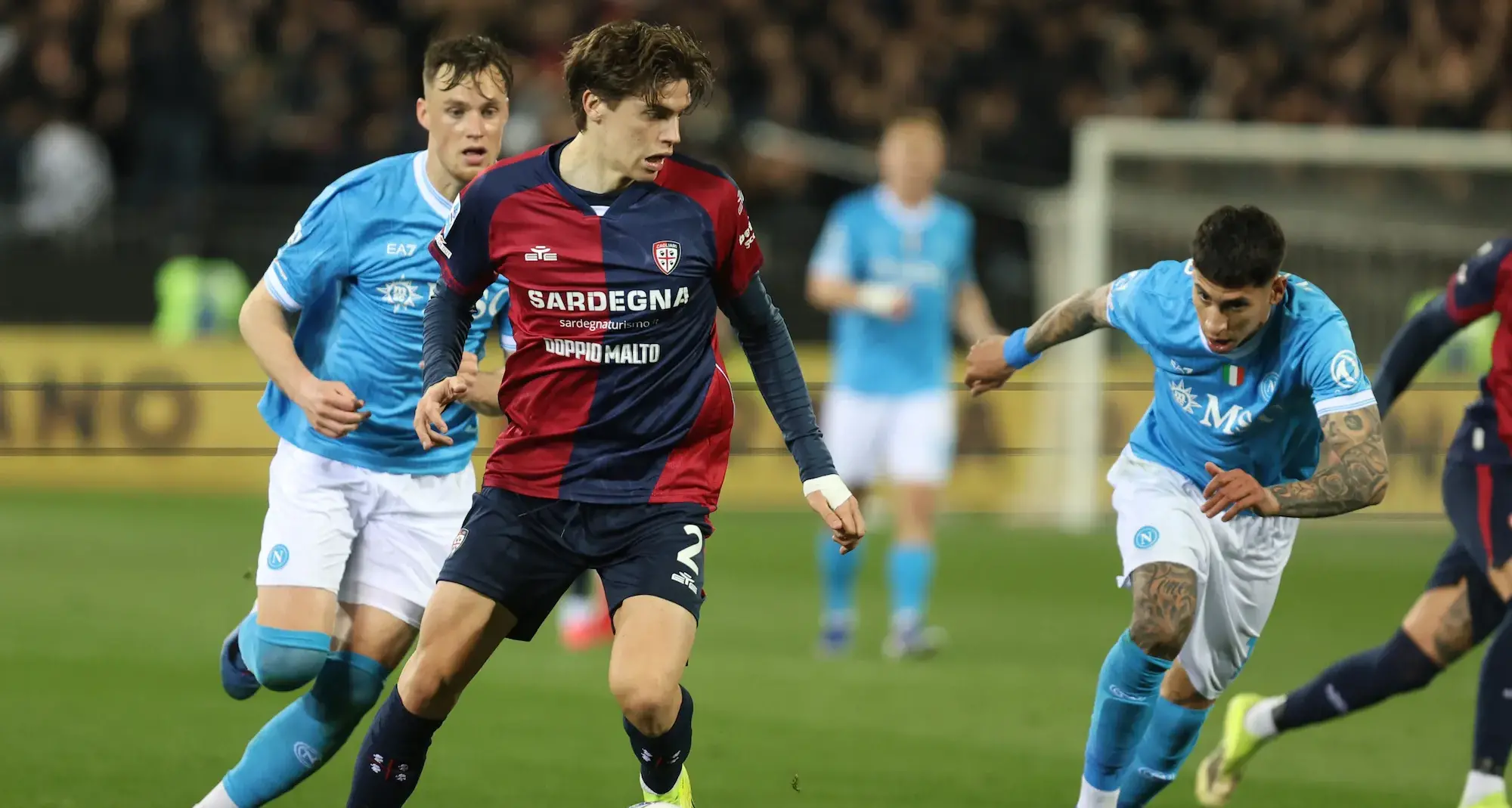 Cagliari-Napoli 0-1, cuore e lotta non bastano ai rossoblù