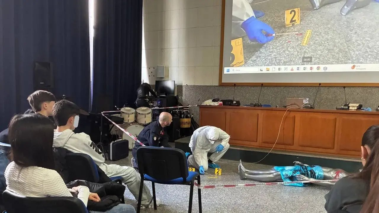 I Carabinieri incontrano gli studenti del Liceo Spano di Sassari