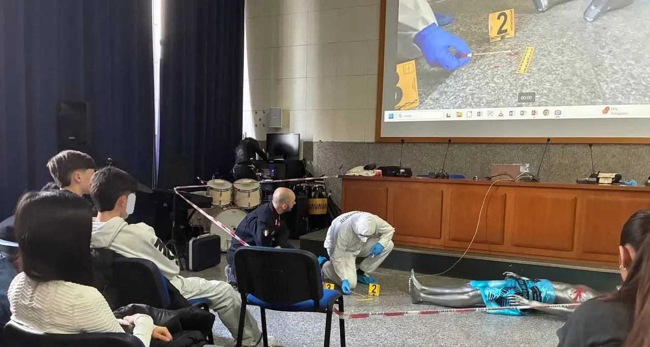 I Carabinieri incontrano gli studenti del Liceo Spano di Sassari