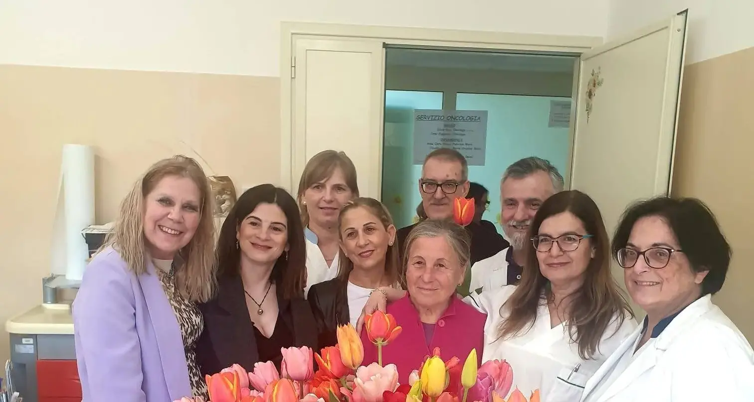 Tulipani, memoria e coraggio: il Giardino di Lu torna a fiorire e porta gioia a Isili