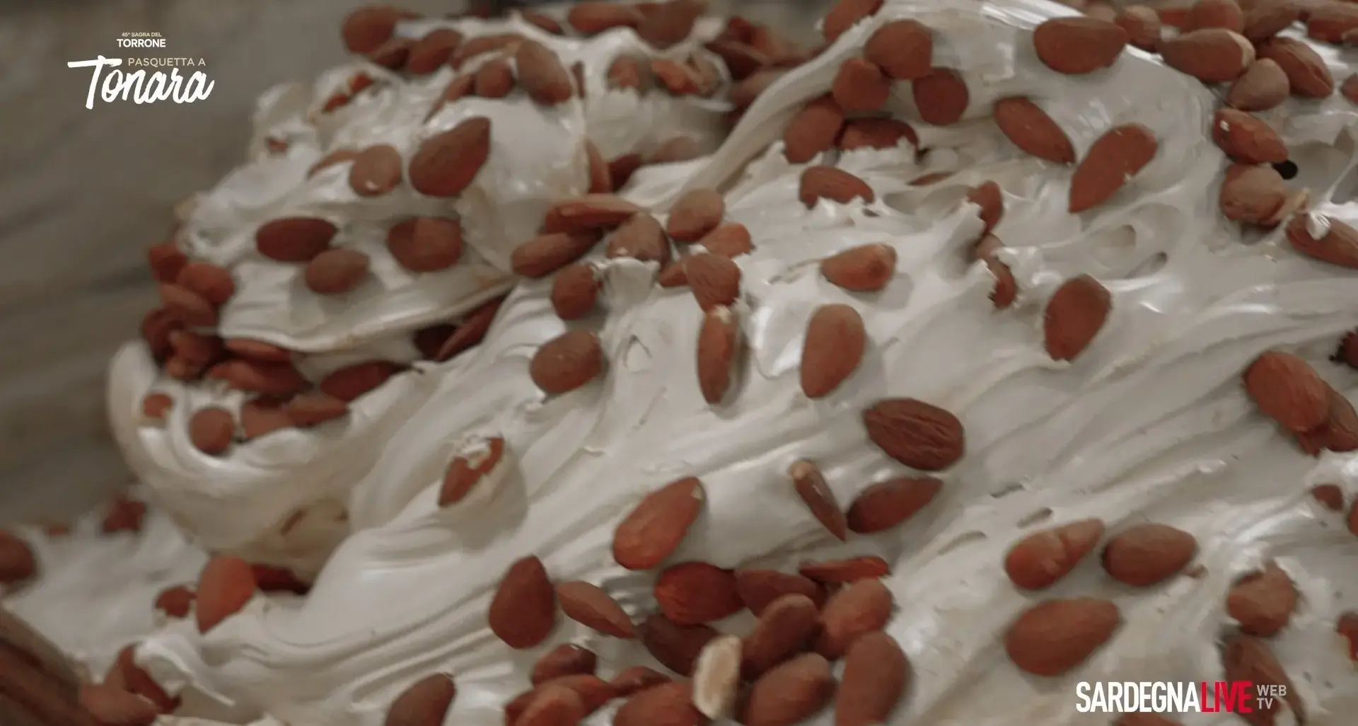 Pasquetta a Tonara, il paese del torrone apre le sue porte tra sapori e tradizioni