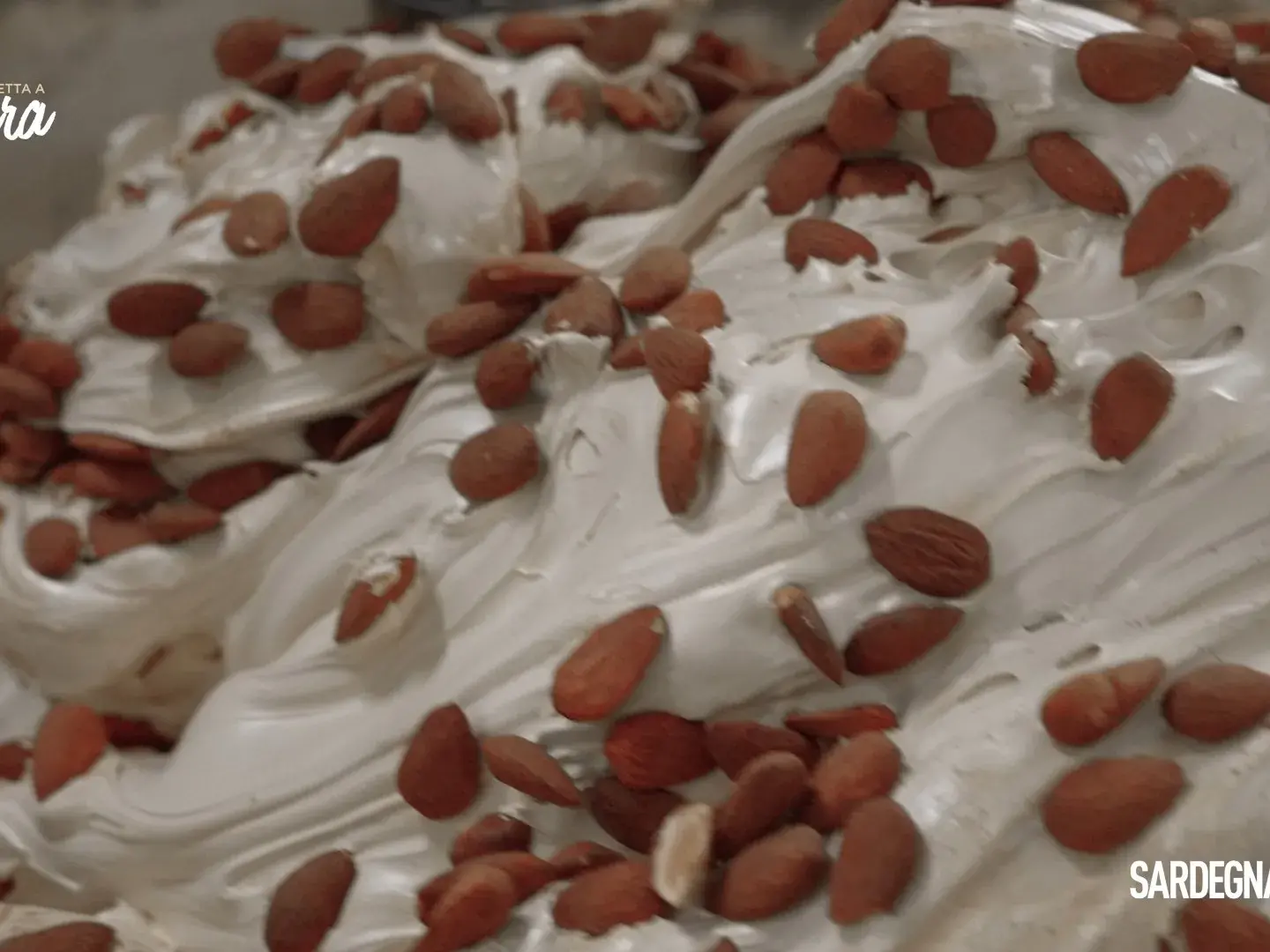 Pasquetta a Tonara, il paese del torrone apre le sue porte tra sapori e tradizioni