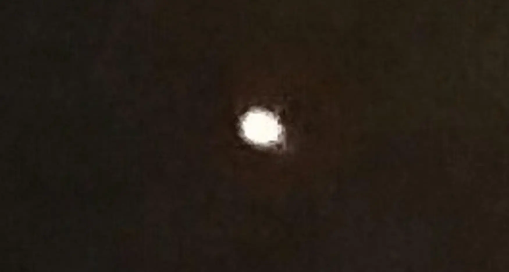 Ufo avvistato a Olbia? \"Sfere luminose in cielo\" tra San Vittore e Telti