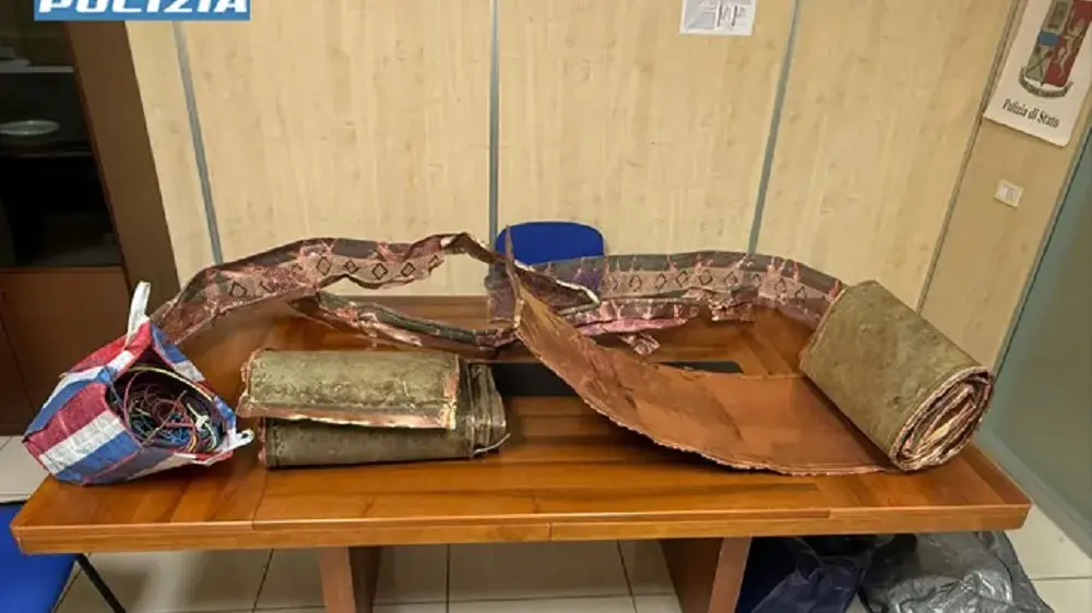 Sassari, rubano rame da edificio storico: due arresti