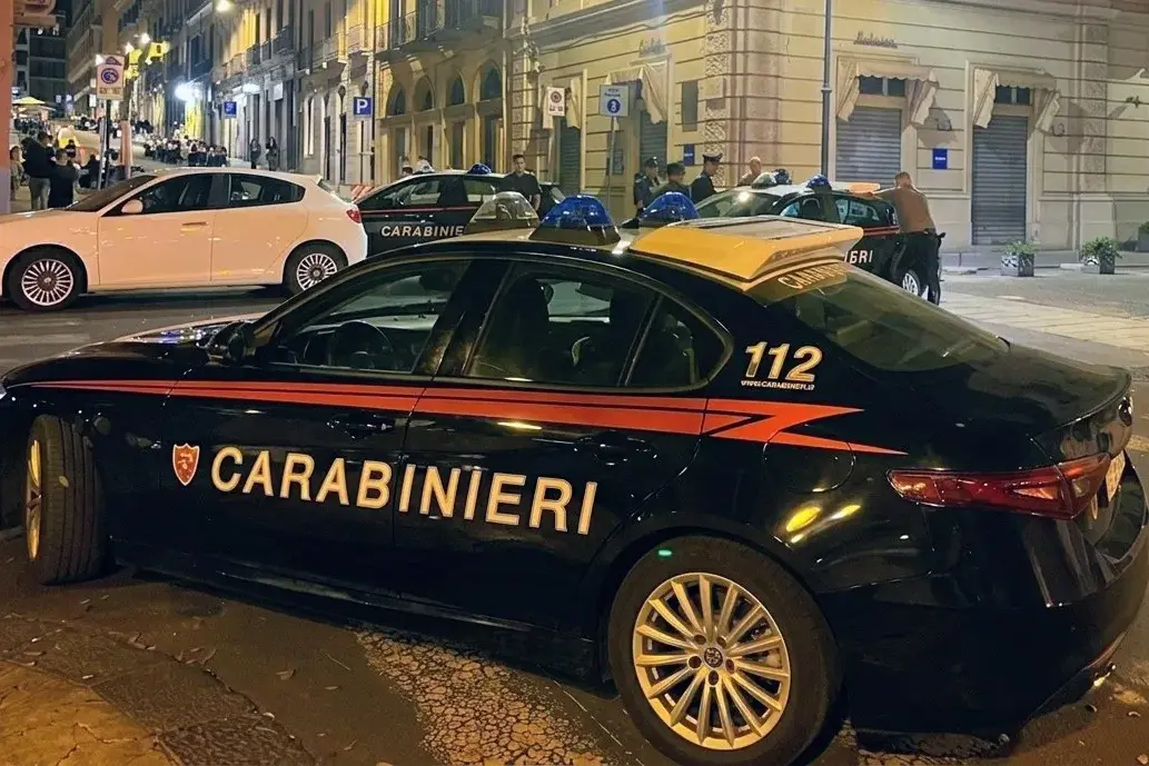 Cagliari. Aggressione e tensione in piazza del Carmine: giovane ferito, rafforzati i controlli