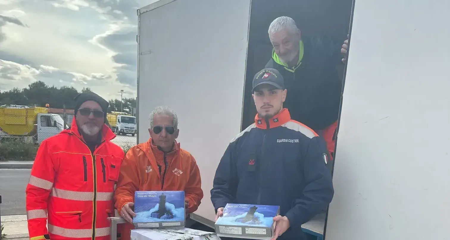 Pesca illegale: Guardia Costiera di Sant'Antioco dona in beneficienza 220 kg di gamberi