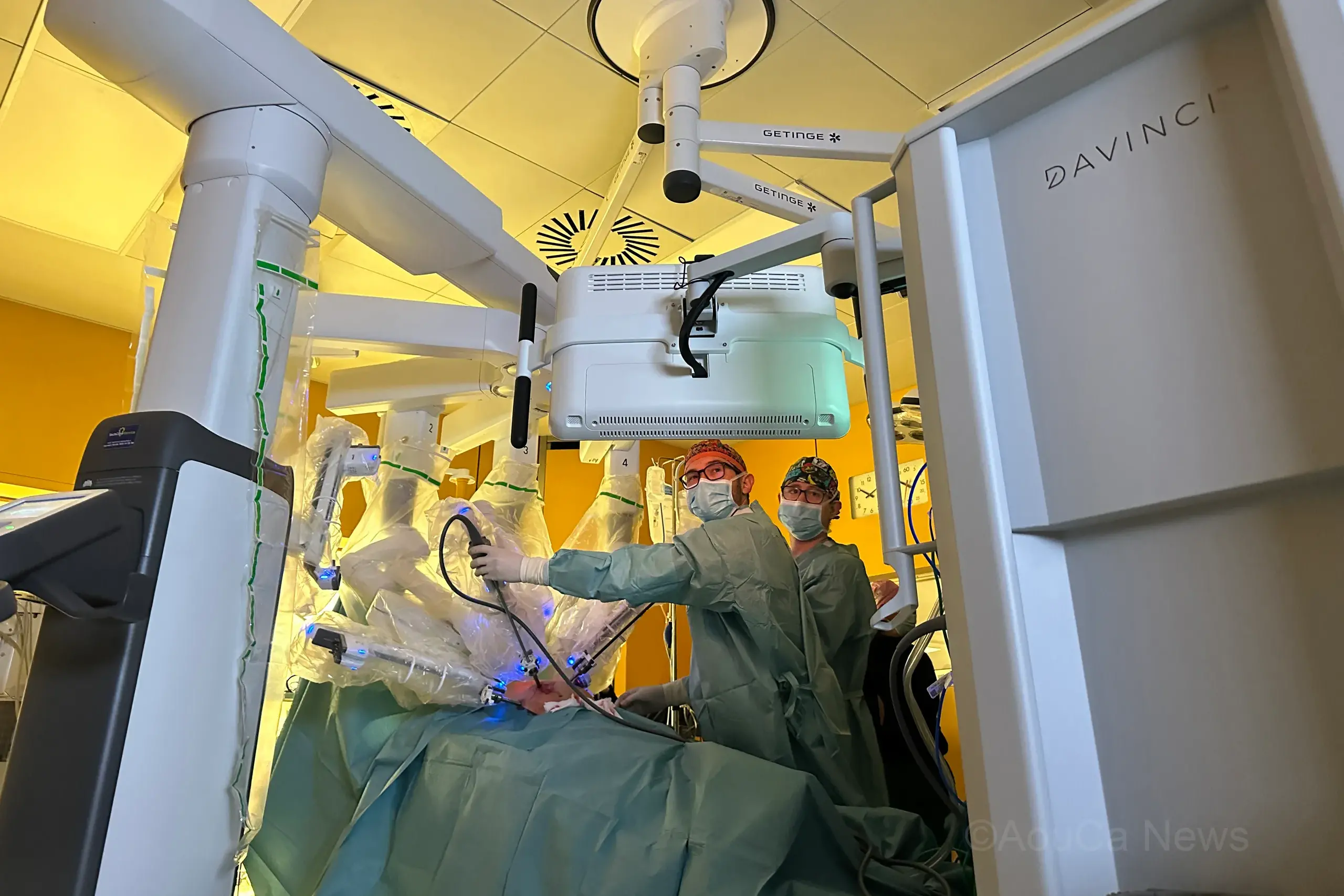 Chirurgia robotica: primi interventi con il Da Vinci Xi al Policlinico Duilio Casula di Monserrato