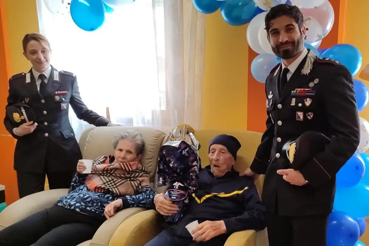 Cento anni di storia e dedizione a Porto Torres: l'omaggio dei Carabinieri al Maresciallo Rosas