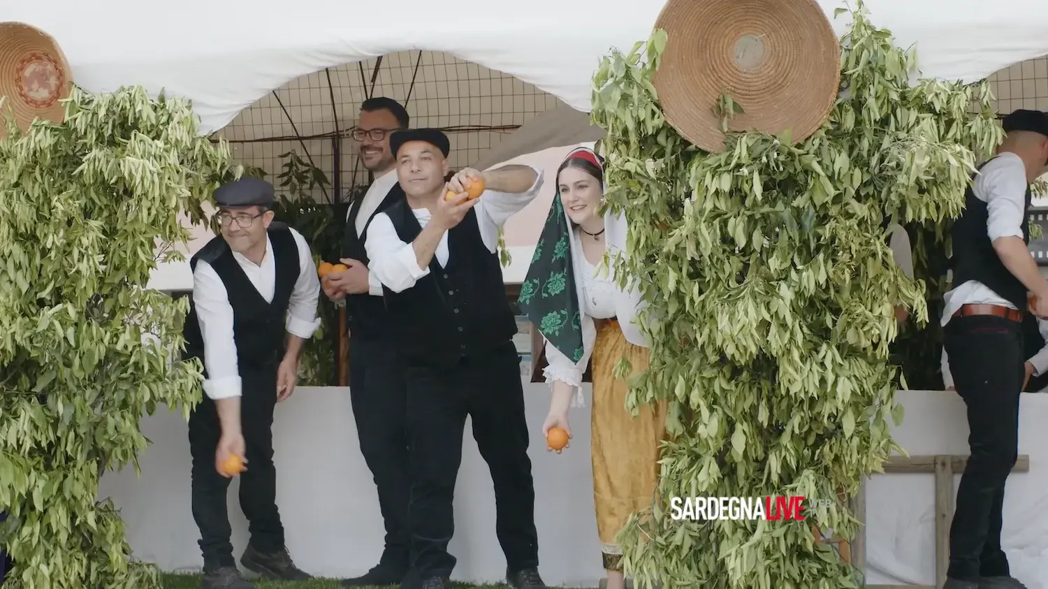 Muravera. Il 19 aprile il cuore della Sagra degli Agrumi: folk, tradizione e concerti per la 52ª edizione