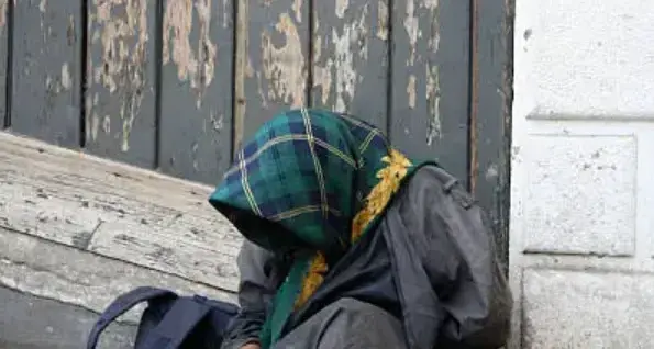 Diminuzione storica dei campi rom in Italia: meno di 100 insediamenti nel 2025