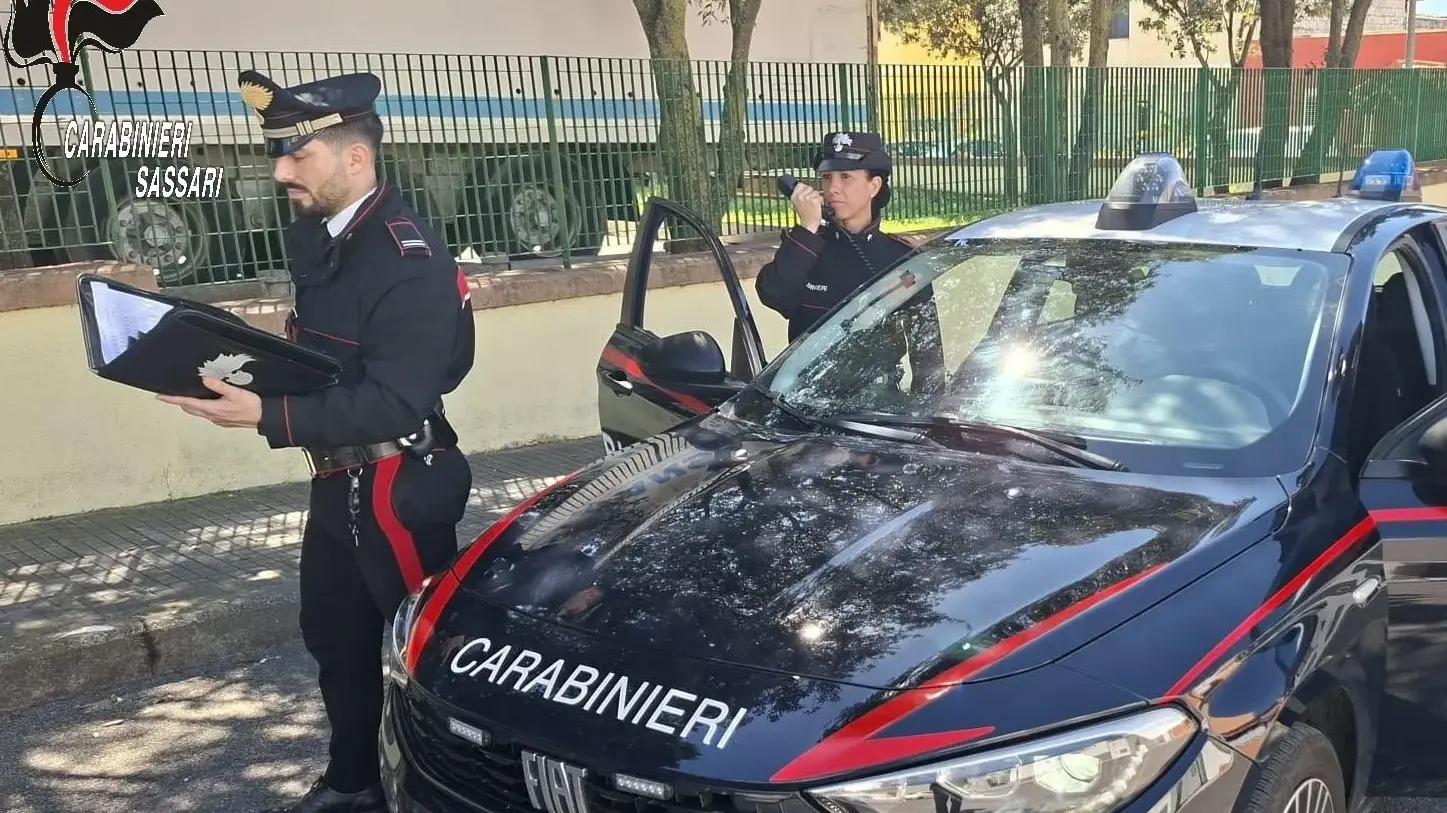 Violano gli arresti domiciliari, scattano le manette per due uomini a Sassari e Ossi