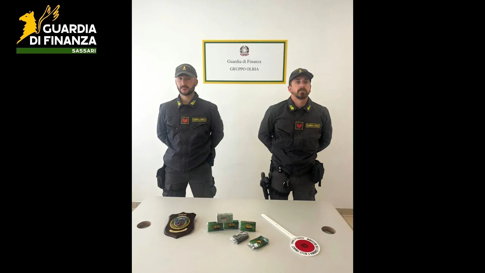 Guardia di Finanza di Olbia arresta giovane in possesso di droga