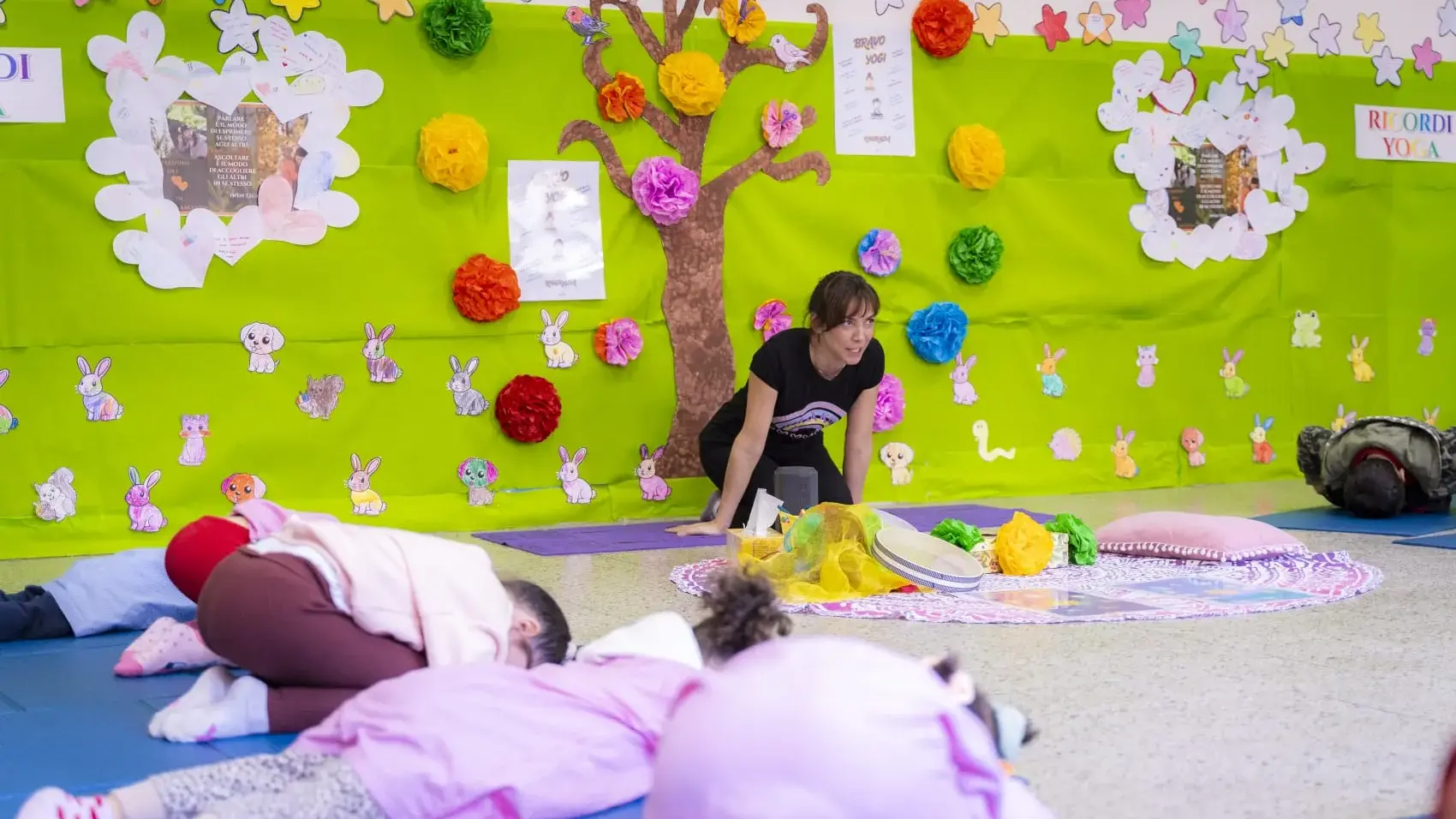 Chiusura temporanea della palestra a Muros: al via il corso di yoga per bambini