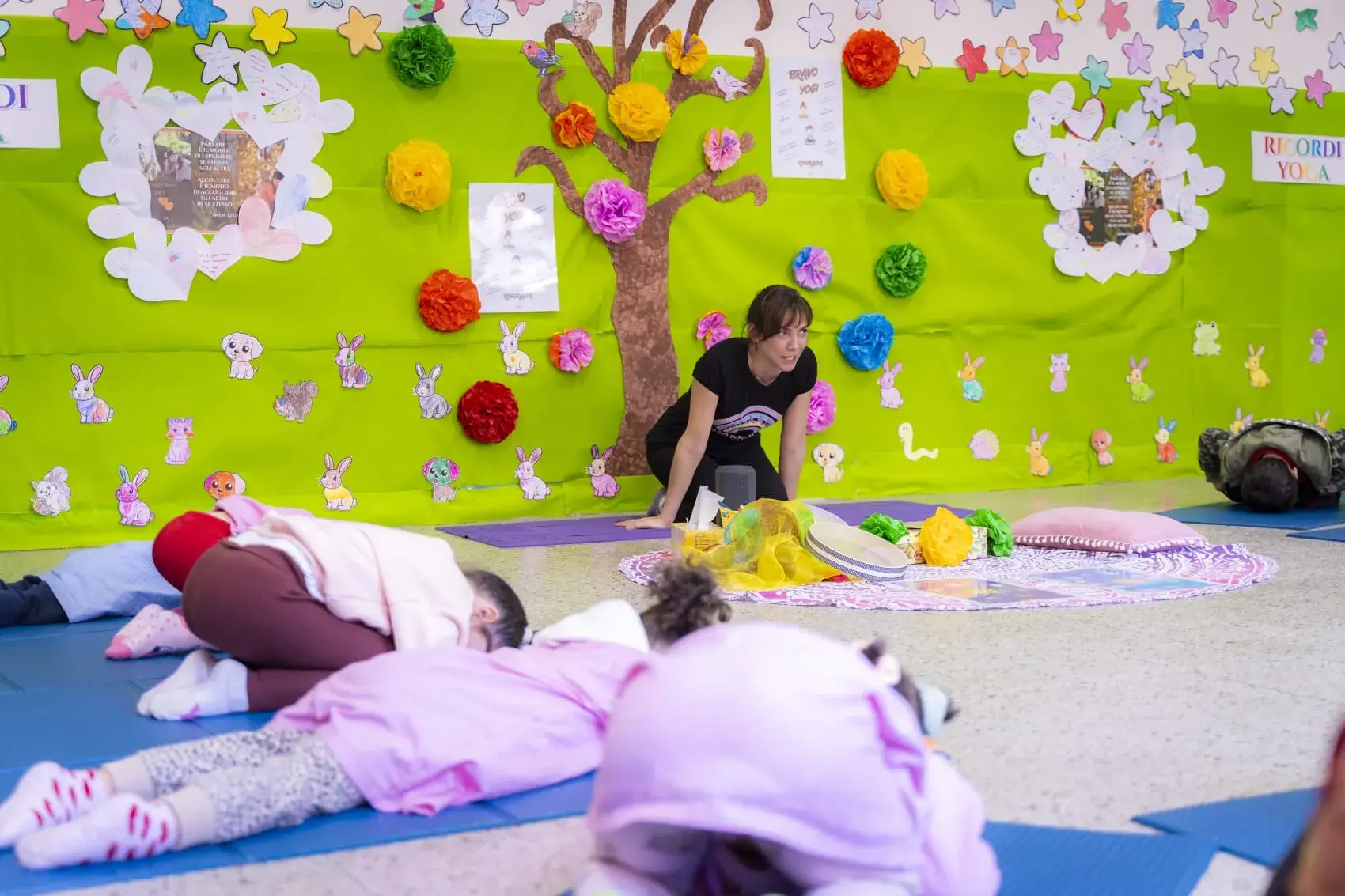 Chiusura temporanea della palestra a Muros: al via il corso di yoga per bambini
