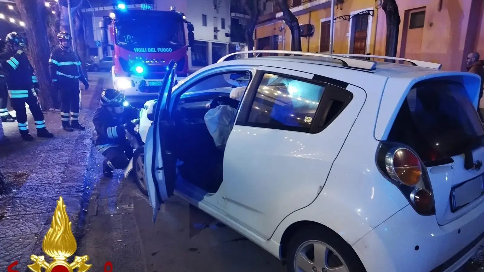 Alghero. Scontro all’alba all’incrocio tra via XX Settembre e via La Marmora: un ferito