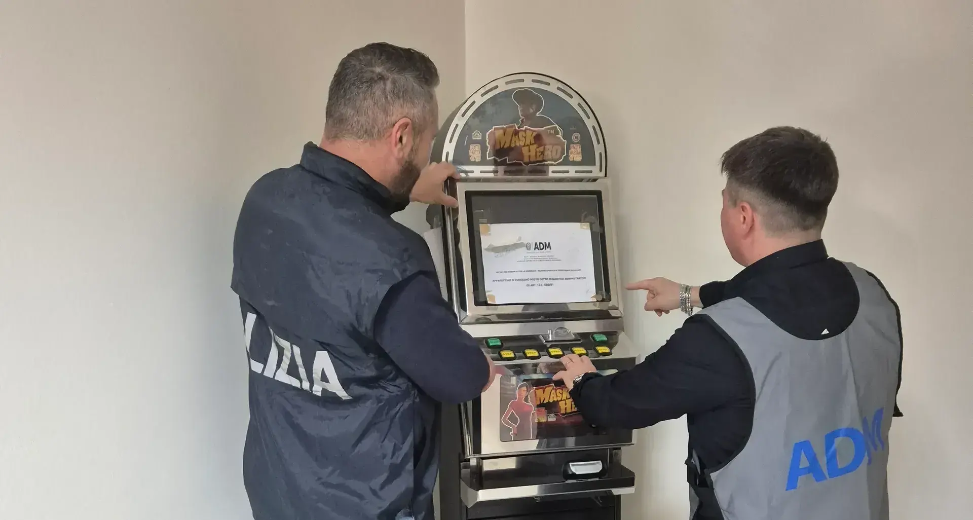 Blitz contro il gioco illegale a Sassari: multe e sequestri