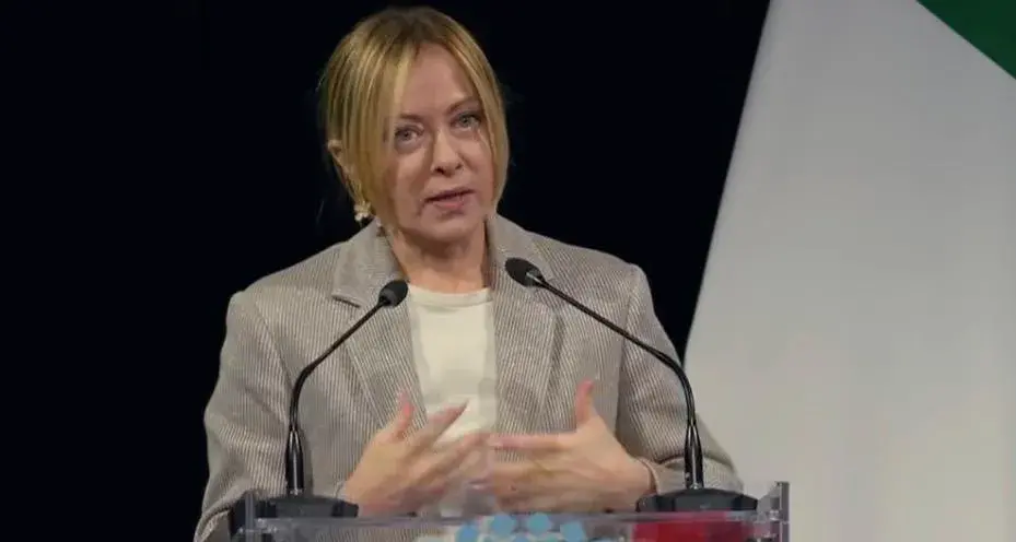Meloni sulla crisi internazionale: “Il quadro cambia continuamente, noi al lavoro ogni minuto”