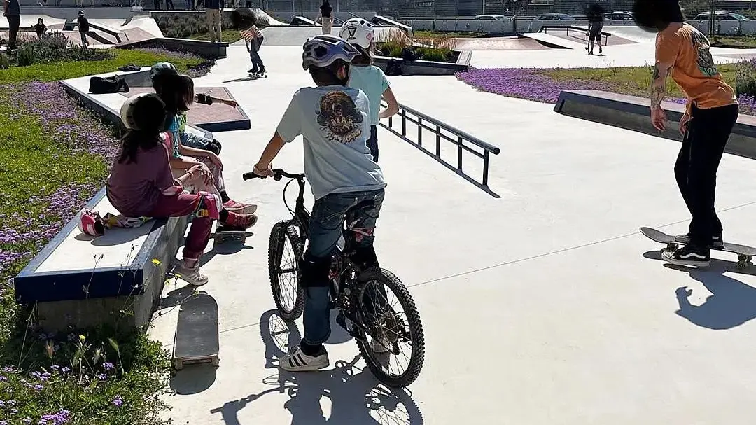 Cagliari, inaugurato il nuovo skatepark in via Pessagno