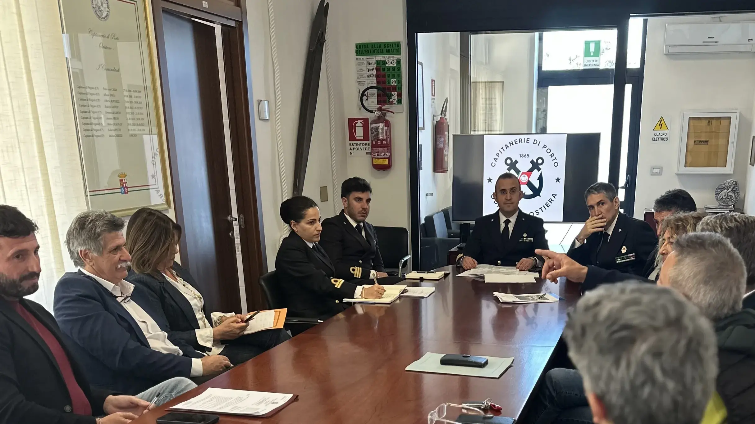 Coste sicure nell’Oristanese: sindaci e Guardia Costiera pianificano la stagione estiva