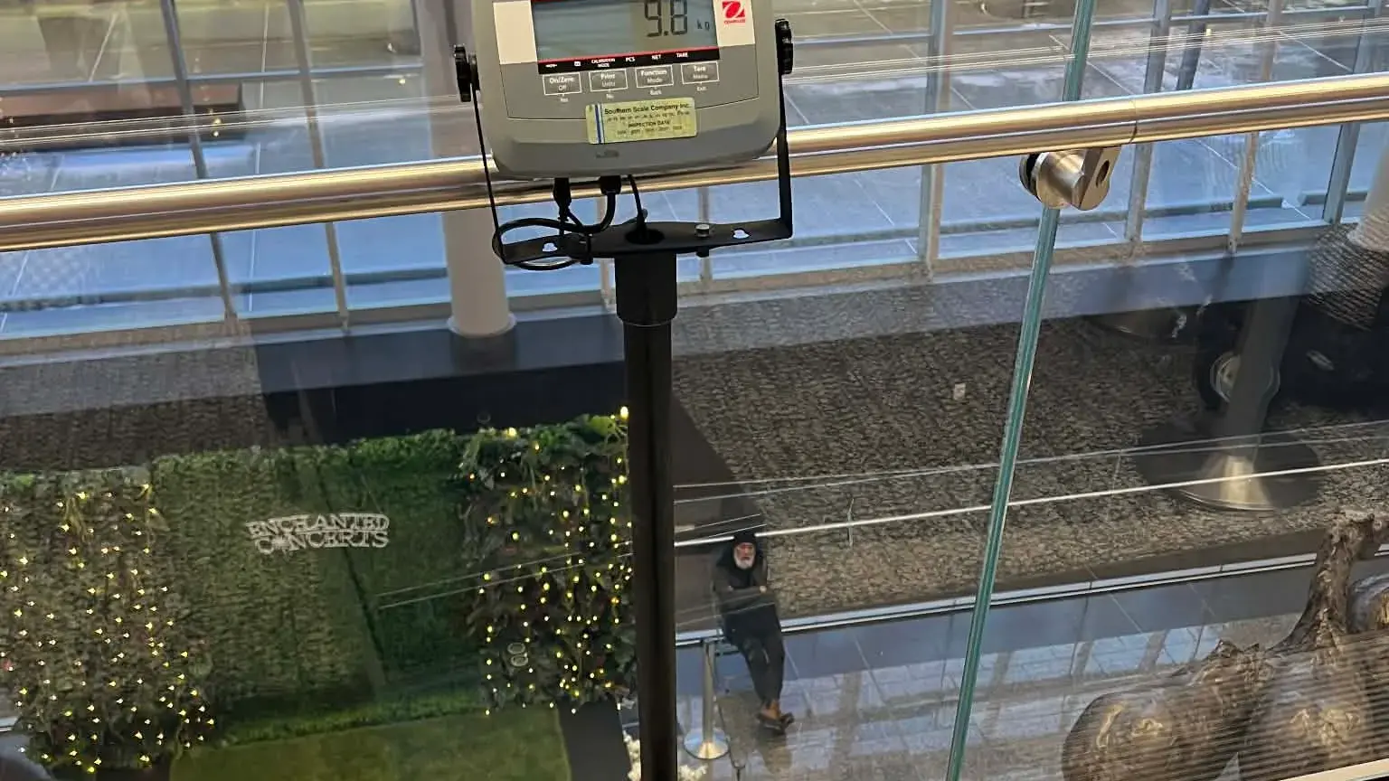 Furto ad Alghero: due turiste derubate durante una giornata al mare