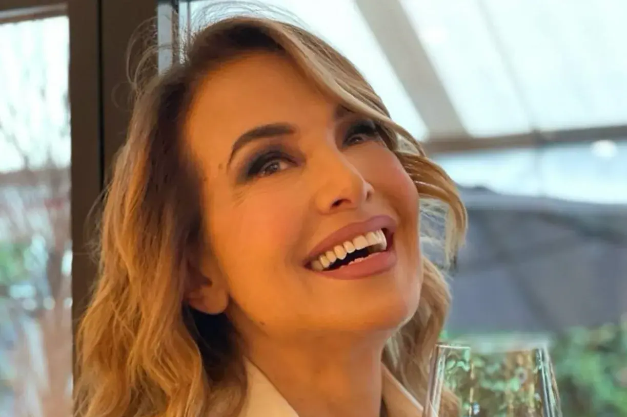 <p>Foto da Instagram</p>\\n